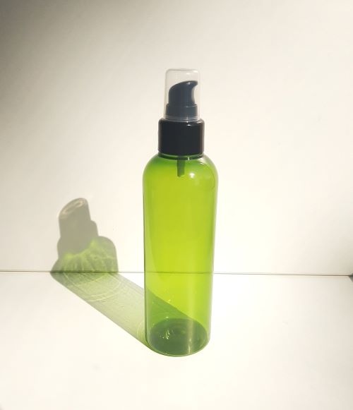 200 ml roheline pudel väikese pumbaga must